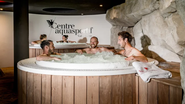 Centro Jacuzzi Aquasportif