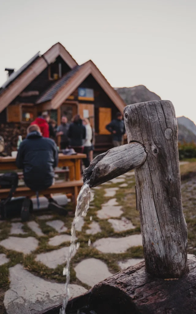 refuge-de-fond-des-fours-fontaine