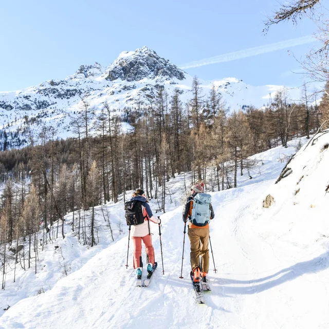 ski-de-rando-in-couple