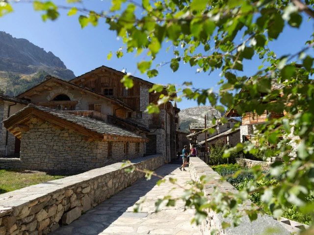 village-été-ruelle
