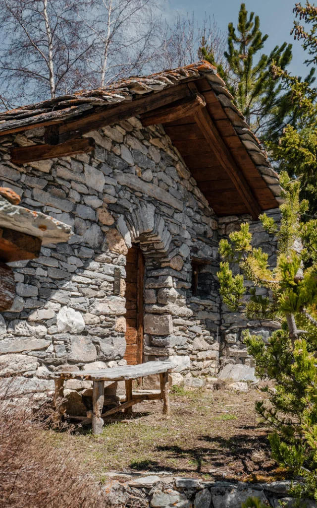 Cappella Sainte-Lucie nella frazione di Les Branges in Val d'Isère in estate