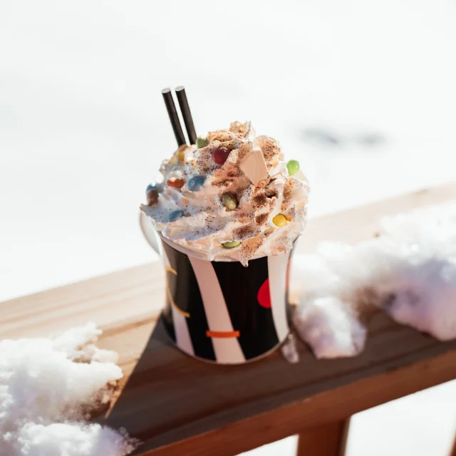 Maison Louly Cafe Bellevarde Et Son Chocolat Chaud A Val Disere