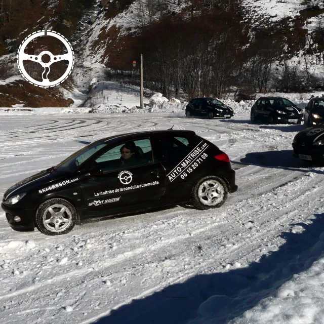 Winter driving school on snow and ice in Val d'Isère
