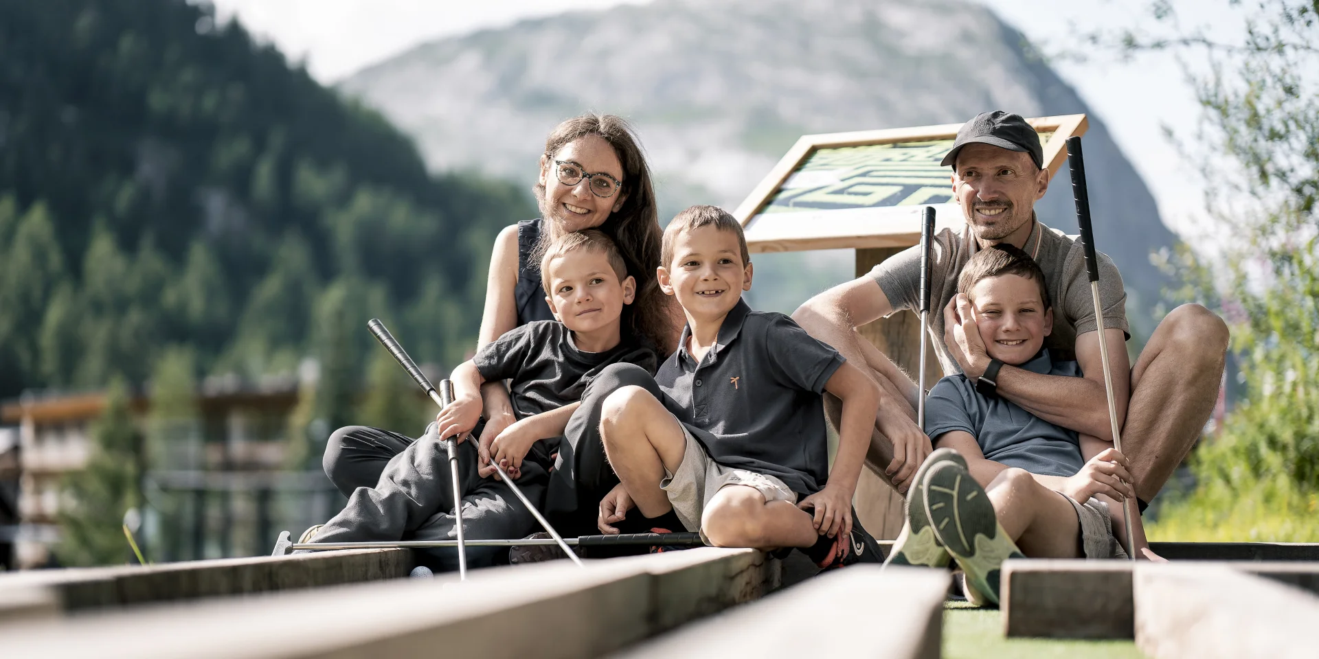 Mini Golf En Famille 07 23 6 Bd
