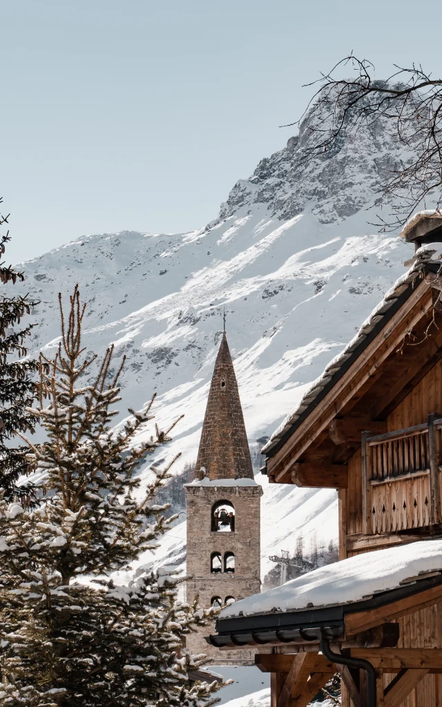 Village De Val Disere En Hiver Avec Leglise Et Son Clocher