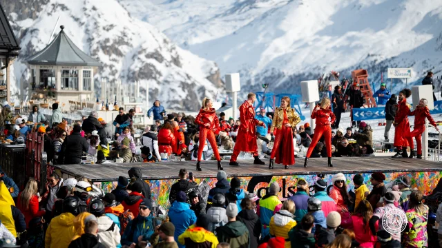 Spettacolo di cabaret La Folie Douce in Val d'Isère